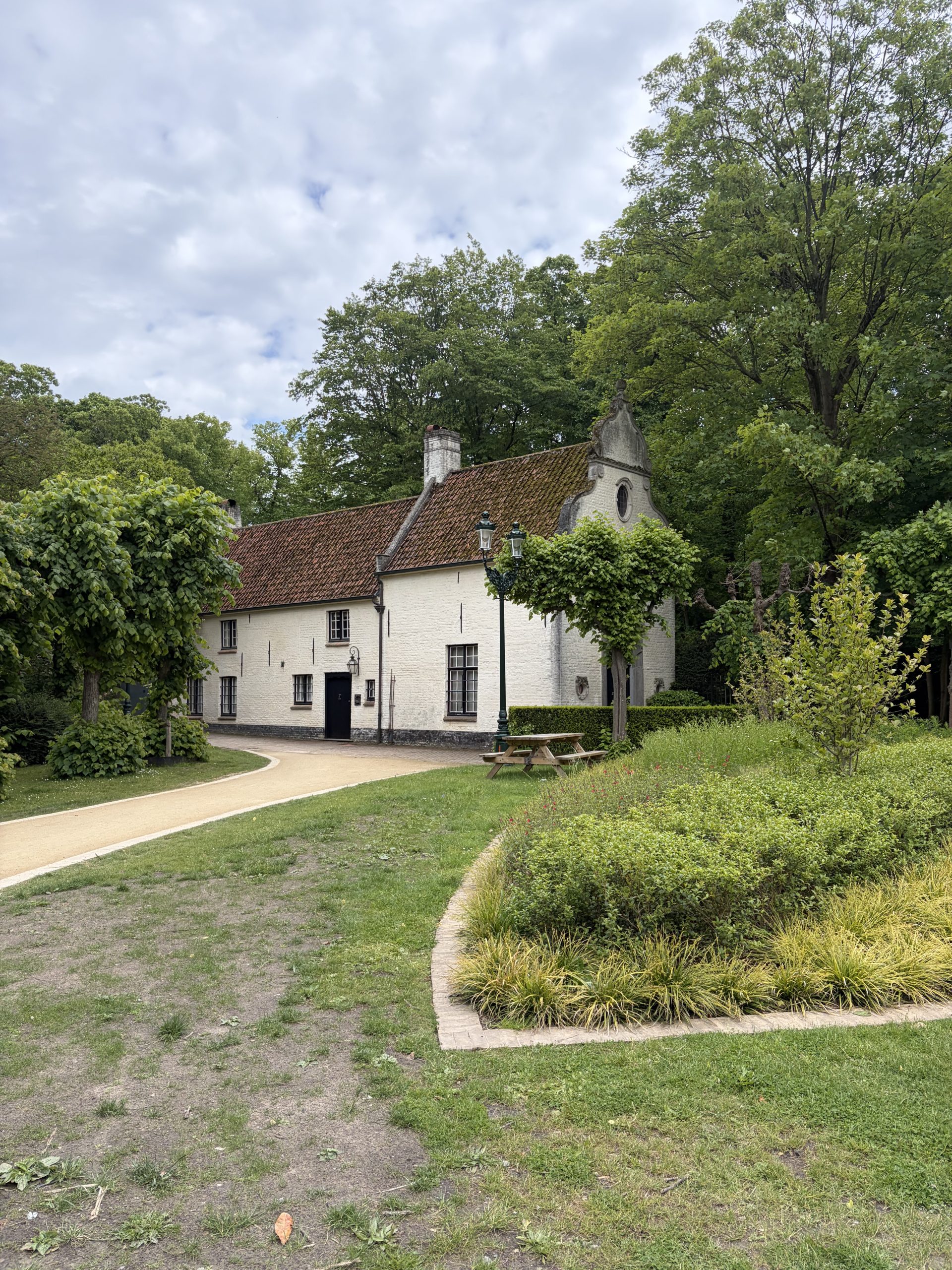 Minnewater Park House in Bruges
